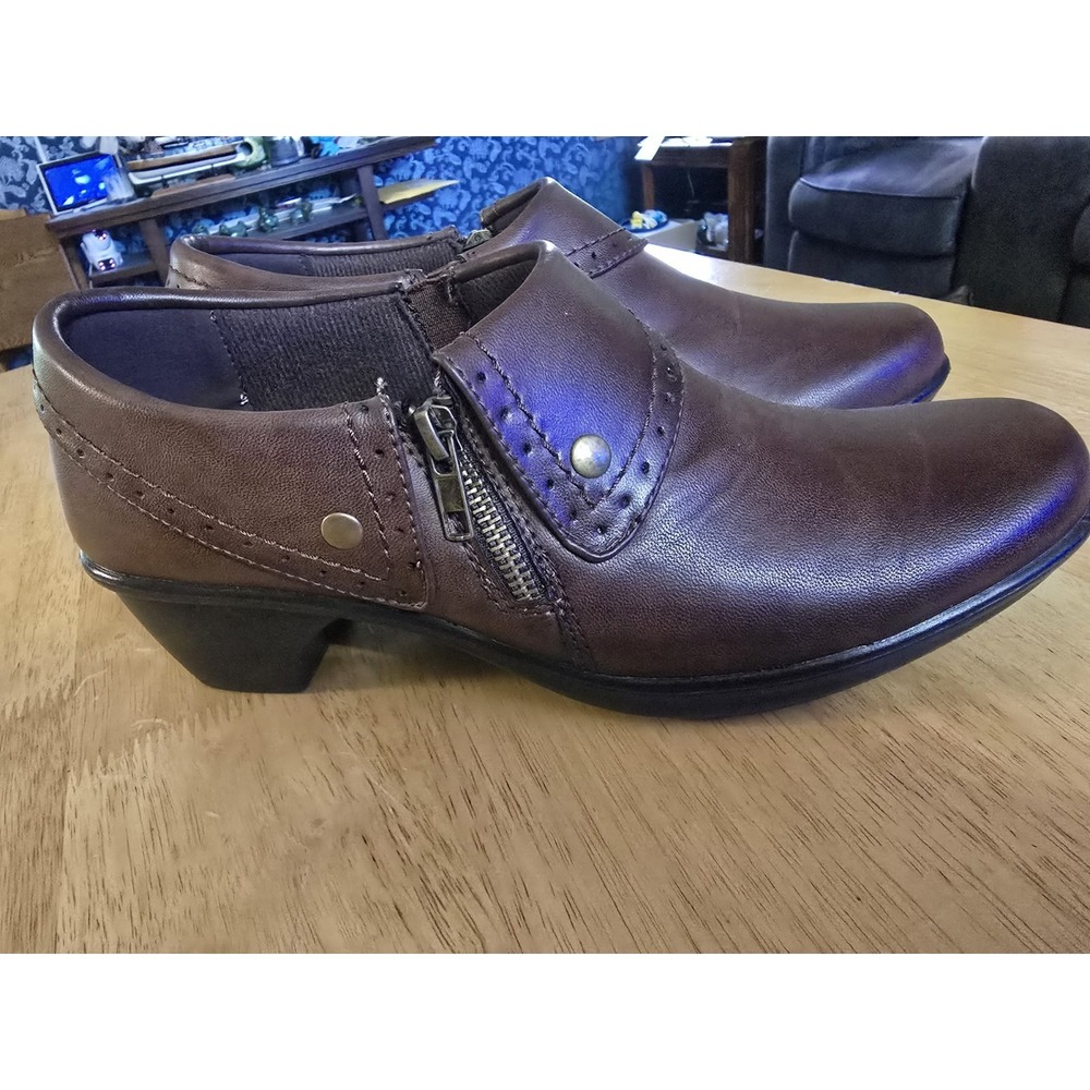 Easy Street Womens Darcy Loafers Low Heels Comfort Wave Sole Brown Leather